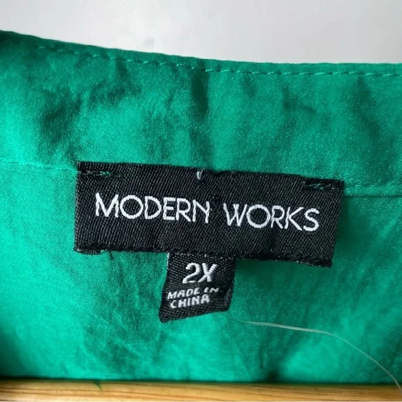 Modern Works short cap sleeves solid green top blouse 2X - Picture 5 of 8